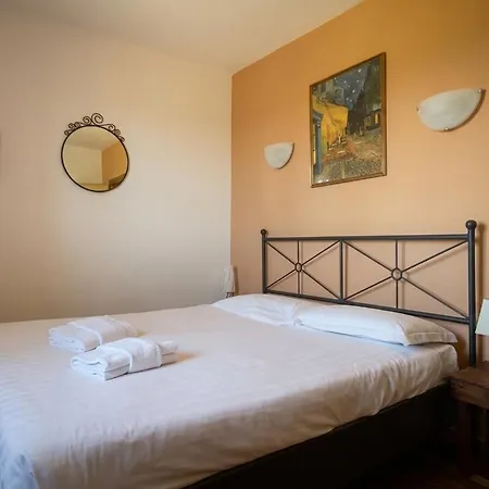 Casa In Pietra Con Vista Unica -